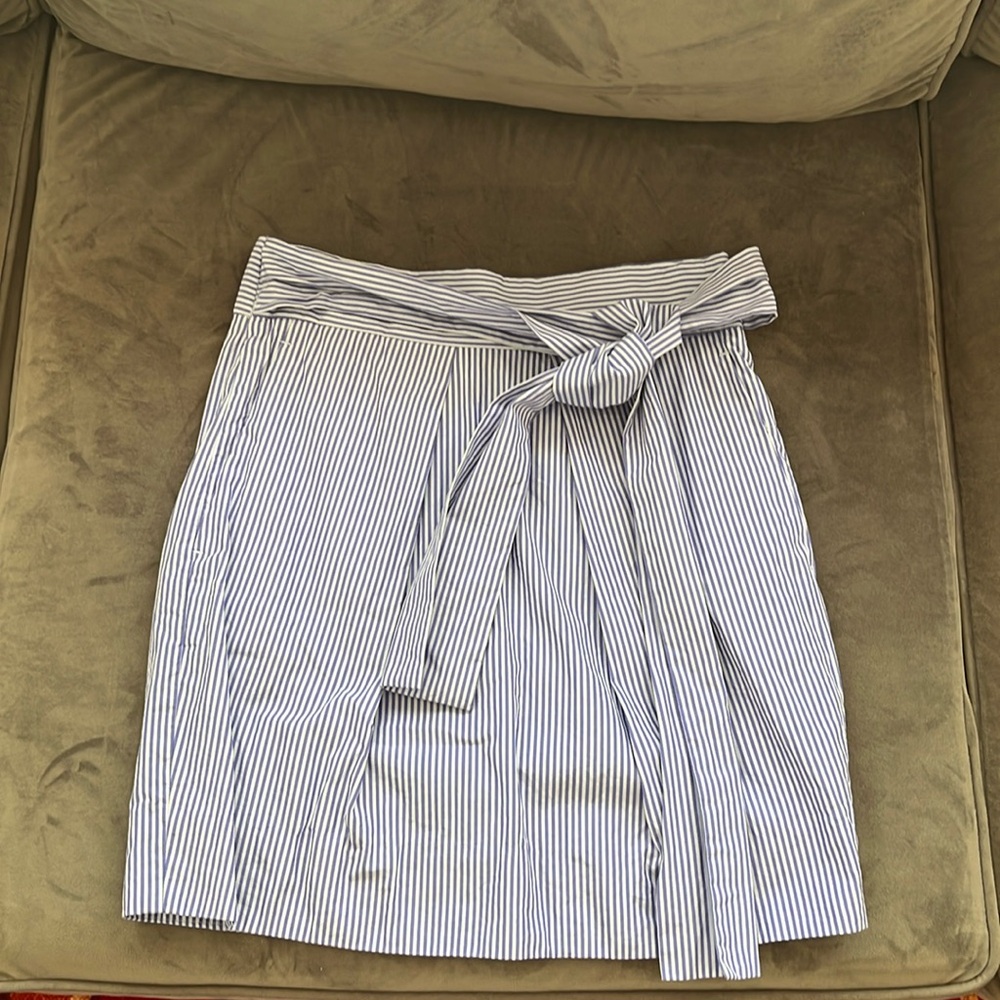 J. Crew Skirt Gray blue and white strips Size 00